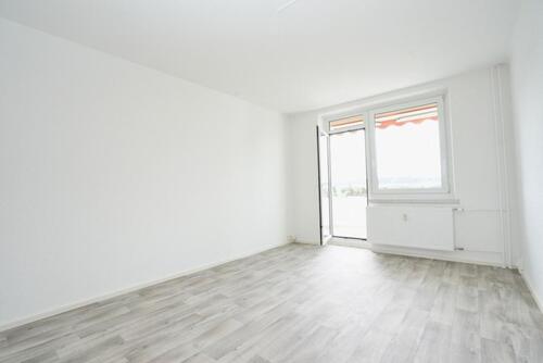 Foto - TRAUMHAFTER AUSBLICK - 371,00&nbsp;EUR Kaltmiete, ca.&nbsp; 71,16&nbsp;m&sup2;