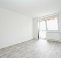 TRAUMHAFTER AUSBLICK - 371,00&nbsp;EUR Kaltmiete, ca.&nbsp; 71,16&nbsp;m&sup2; in Chemnitz (PLZ: 09130) Hilbersdorf
