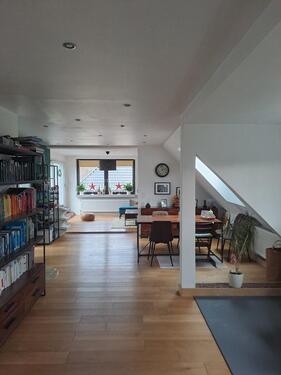 Foto - Besondere Dachgeschosswohnung >100 m² in Herne-Holsterhausen – Ka