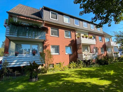 Foto - 4-Zimmer-Whg mit Balkon, Einbauküche saniertes Bad zentrale Lage