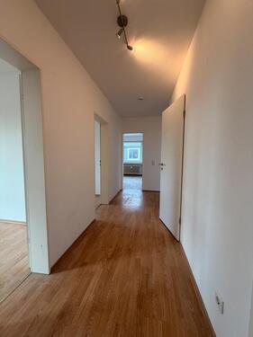 Foto - 4 Zimmer Dachgeschoßwohnung zur Miete in Delmenhorst