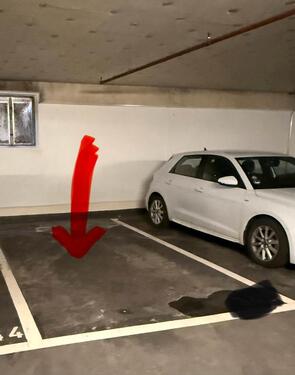 Foto - Stellplatz Münster in Tiefgerage (mit Tor verschlossen)