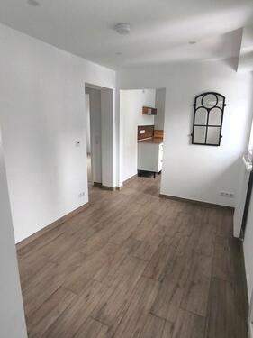 Foto - Hochwertige, ebenerdige Einliegerwohnung mit KFZ Stellplatz