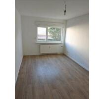 Frisch renovierte 2-Zimmer-Wohnung in Offenbach-Bürgel - Offenbach am Main