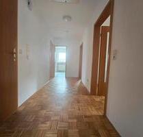 Helle 3,5 Zimmer Wohnung mit Balkon nahe Naturschutzgebiet - Würzburg Heuchelhof