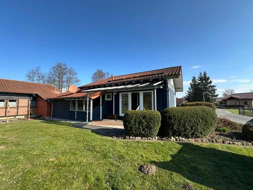 Foto - Gepflegtes Haus mit Holz-Charme in ruhiger, entspannter Umgebung