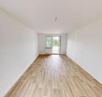 Großzügige 2-Raum-Wohnung mit Balkon - Chemnitz Bernsdorf