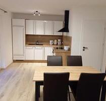 Möblierte 2-Zimmer-Neubauwohnung, Terasse, PKW-Stellplatz - Crailsheim
