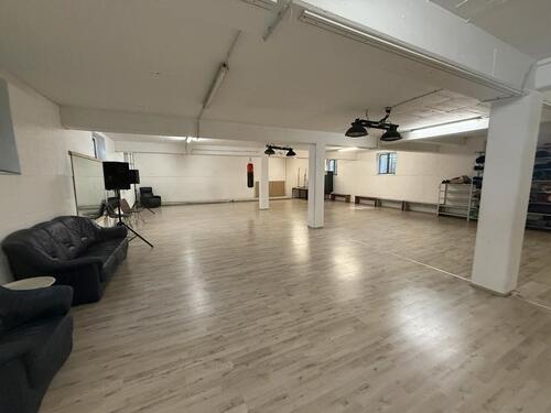 Foto - Tanz Raum zu mieten - 20,00 EUR Kaltmiete,