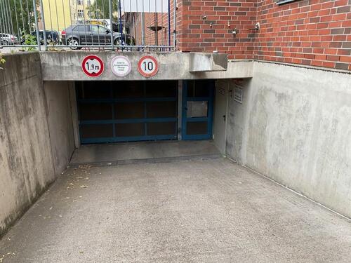 Foto - Stressfrei parken - 38,00 EUR Miete,