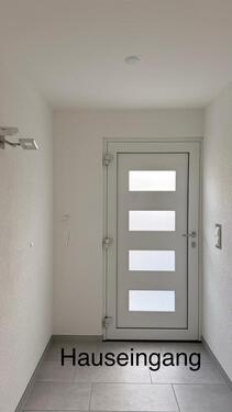 Foto - Moderne, kernsanierte 2-Zimmer-Einliegerwohnung