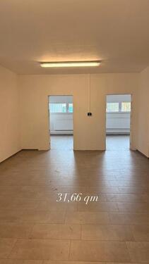 Foto - GewerbeflächeGewerbehalle - 8,00 EUR Kaltmiete,