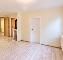 Holzappel: Gemütliches Erdgeschoss mit Terrasse nahe Herthasee - Nassau