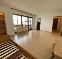 Frisch renovierte 1-Zimmer Wohnung mit EBK und Balkon - Bad Griesbach im Rottal Frisch renovierte 1-Zimmer Wohnung mit EBK und Balkon - Bad Griesbach im Rottal