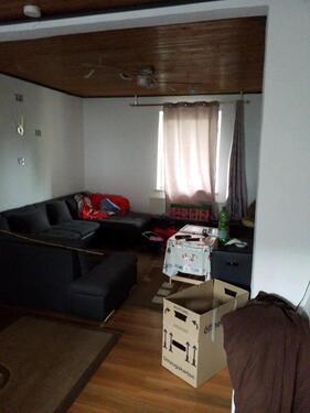 Foto - Einfamilienhaus - 1.250,00&nbsp;EUR Kaltmiete, ca.&nbsp; 180,00&nbsp;m&sup2;