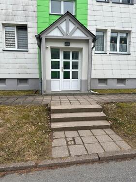 Foto - 2 Zimmer- Wohnung Teilmöbliert - Absofort frei