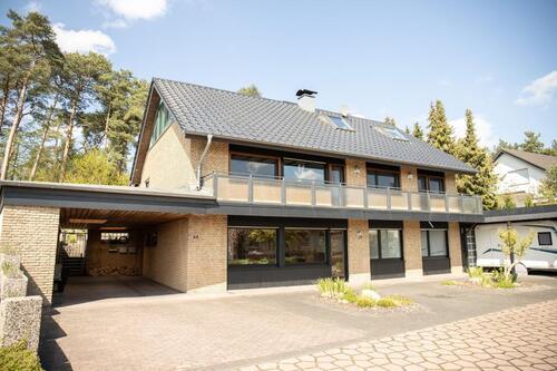 Foto - Freistehendes Mehrgenerationenhaus am Waldrand ca. 290 m² Wohnfl.