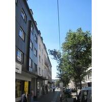 Auto? Unnötig!! Mitten in der City! 3 Zimmer mit Sonnenbalkon Ab 01.04.26 - Mülheim an der Ruhr