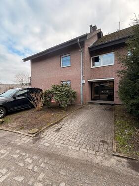 Foto - Renovierte Erdgeschosswohnung für Singles oder Paare