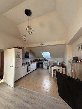 Foto - Schöne 3-Zimmer DG in Gernsheim – 77 m² – ab 01.06. frei