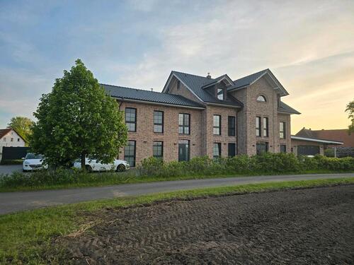 Foto - Große, schöne und helle 5 Zimmer Wohnung inkl.Häcker Küche