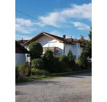 Schöne, helle 3-Zimmer-Wohnung mit Balkon teilmöbliert - Utting am Ammersee