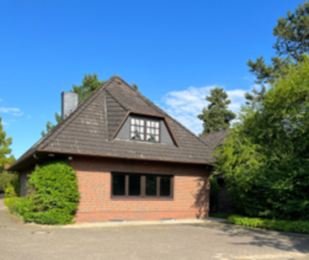 Foto - Geräumiges freistehendes Einfamilienhaus im Herzen von Rellingen