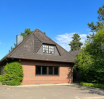 Geräumiges freistehendes Einfamilienhaus im Herzen von Rellingen