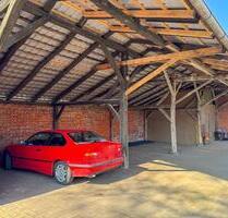 Überdachte Stellplätze optimal für gr. Fahrzeuge oder Boote - Husum