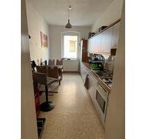 Schöne Wohnung in der südlichen Innenstadt von Halle, Einbauküche - Halle (Saale) Damaschkestraße