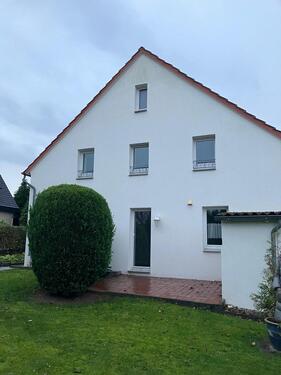 Foto - 2-Zimmer-Wohnung in ruhiger Wohnsiedlung – Terrasse, 1 Stellplatz