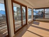 Foto - Neu modernisierte 4,5 Zimmer-Wohnung mit großem Balkon