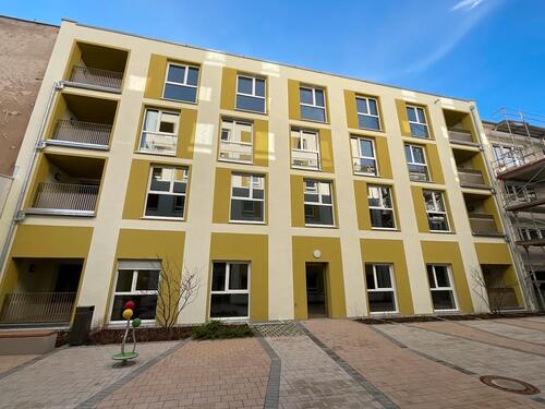 Foto - Attraktive 2-Zimmer-Wohnung mit Loggia und Einbauküche