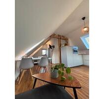 Möbliertes Dachgeschoss-Apartment in Treptow-Köpenick - Berlin