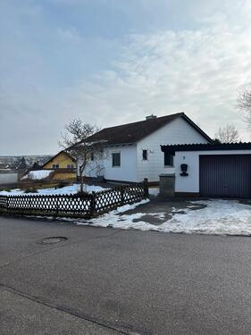 Foto - Haus zu vermieten - 1.650,00&nbsp;EUR Kaltmiete, ca.&nbsp; 130,00&nbsp;m&sup2;