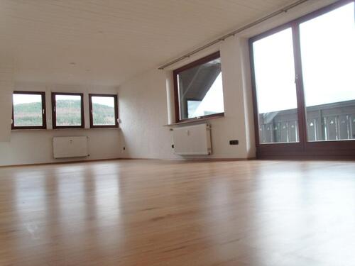 Foto - Sonnige 3,5 Z-Wohnung mit Terrasse und Südbalkon