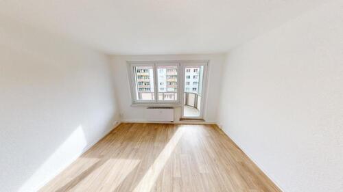 Foto - NEU sanierte Familienwohnung in ruhiger Seitenstraße gelegen