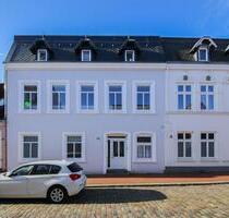 Moderne Stadtwohnung mit großzügigem Raumangebot mit Innenhof und Dachterrasse - Kappeln