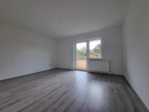 Foto - Mit Balkon & Garten! Vollständig renovierte 3-Zimmer-Erdgeschosswohnung in ruhiger Wohnlage