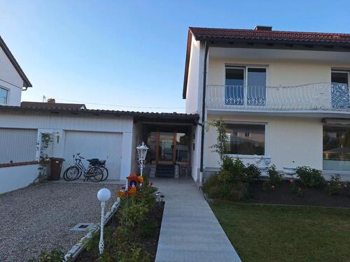 Foto - 5 Zimmer Einfamilienhaus zur Miete in Baar-Ebenhausen