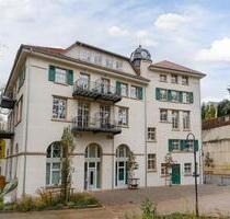 Besondere Maisonette im Erstbezug im ehemaligen Lahmann-Sanatorium. - Dresden Loschwitz