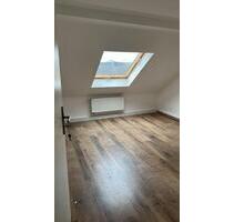 WG-Zimmer in 4er WG in Krefeld zu vermieten – Kornstraße 9 - Wuppertal Elberfeld