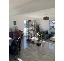 4ZKB Wohnung 152m2 - 1.900,00&nbsp;EUR Kaltmiete, ca.&nbsp; 152,00&nbsp;m&sup2; in Mainz (PLZ: 55129) Ebersheim