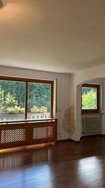 Foto - Schöne 3,5-Z-Whg. mit Südwest-Balkon & Stellplatz in ruhiger Lage