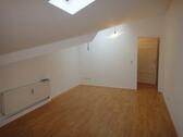 Foto - Dachgeschoßwohnung in Duisburg zur Miete
