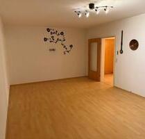 Gepflegte 2-Zimmer-Wohnung mit Loggia - Vellmar Gepflegte 2-Zimmer-Wohnung mit Loggia - Vellmar