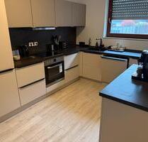 Großzügige 120 m² Souterrain-Wohnung mit Garten zum 01.01.2026 - Pulheim