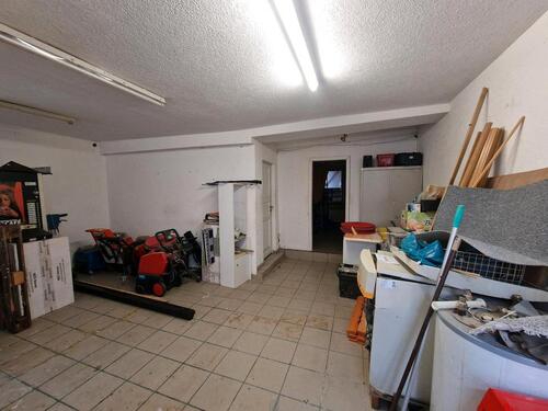 Foto - 2-Zimmer Wohnung Gewerberaum ideal für Lager, Laden Café Bar ..