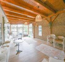 Ratinger Stadtzentrum: Großflächige Gastronomie mit Biergarten und Kegelbahn - Ratingen