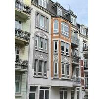 WG geeignete 5,5-Zimmer-Erdgeschosswohnung im Zentrum - Flensburg Altstadt WG geeignete 5,5-Zimmer-Erdgeschosswohnung im Zentrum - Flensburg Altstadt